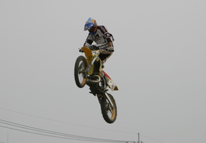 kick1_IMG_6053.JPG